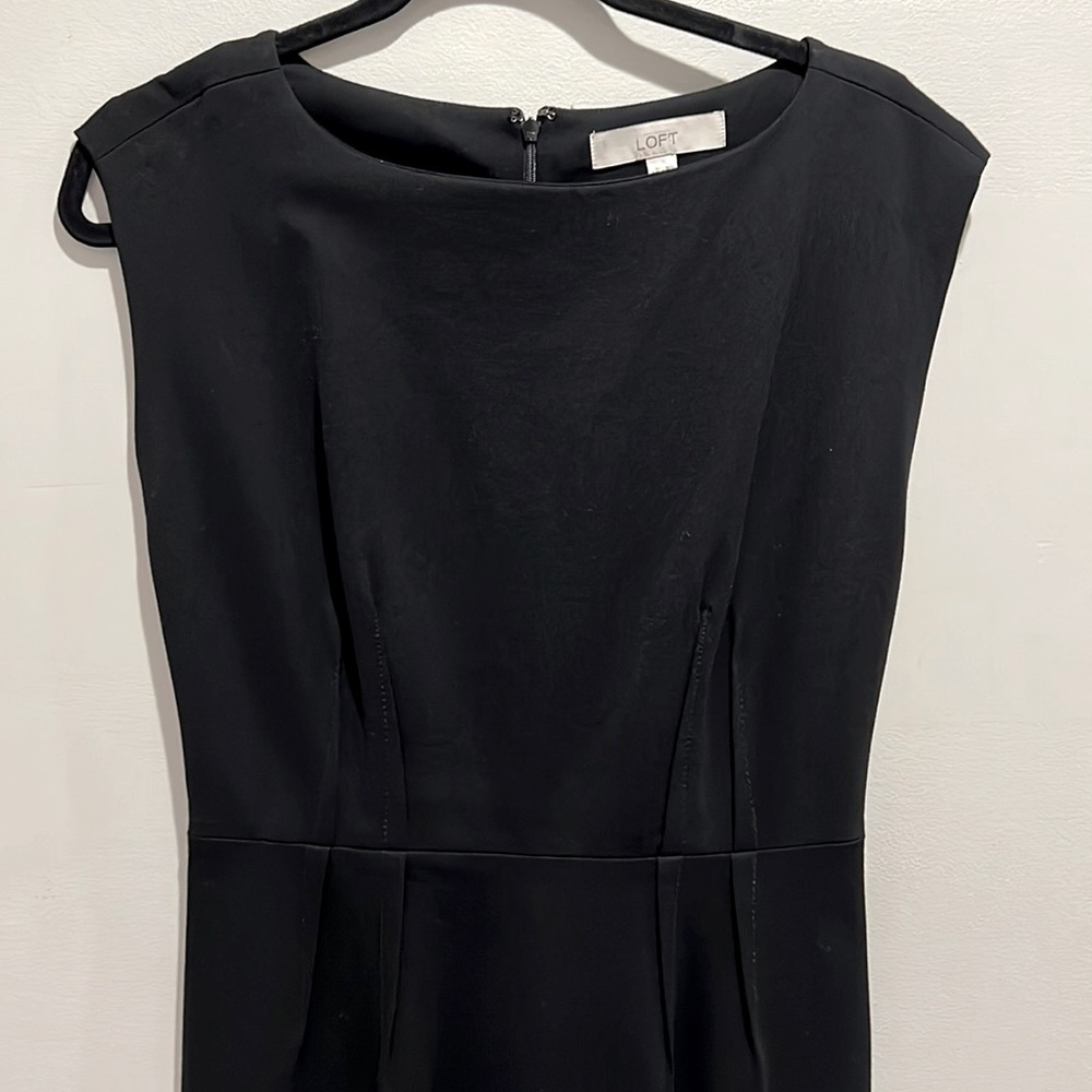 LOFT Black shift dress with front and back darts.  Size 6 T